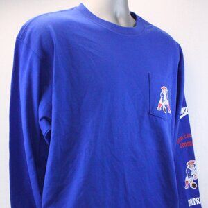 New England Patriots Long Sleeve Crew Neck Pocket Tee Men's Medium Loose Fit